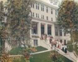 Built in the year 1910, the building today is turn Built in the year 1910, the building today is turned into a modern-day hotel that offers 38 rooms to its visitors from cozy cottage-like rooms to luxu